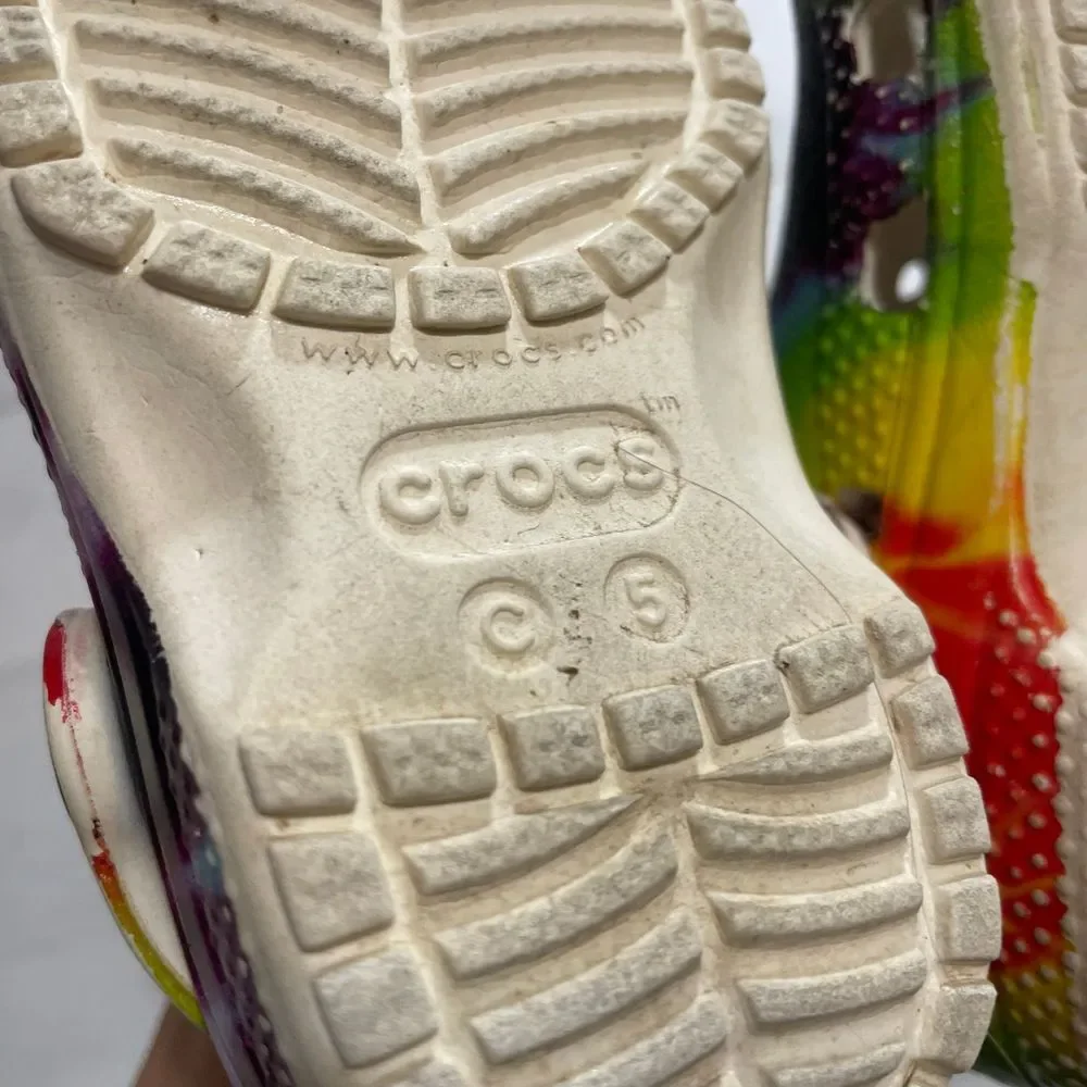 CROCS kids rainbow